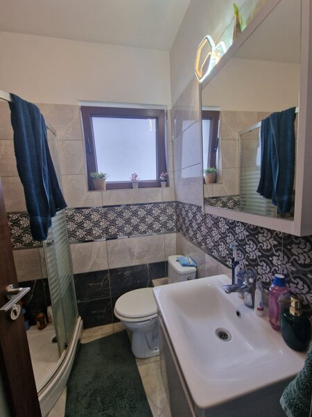 Berceni, str. Miorita vila spatioasa P+1E, 4 camere, 131 mp, teren 248 mp